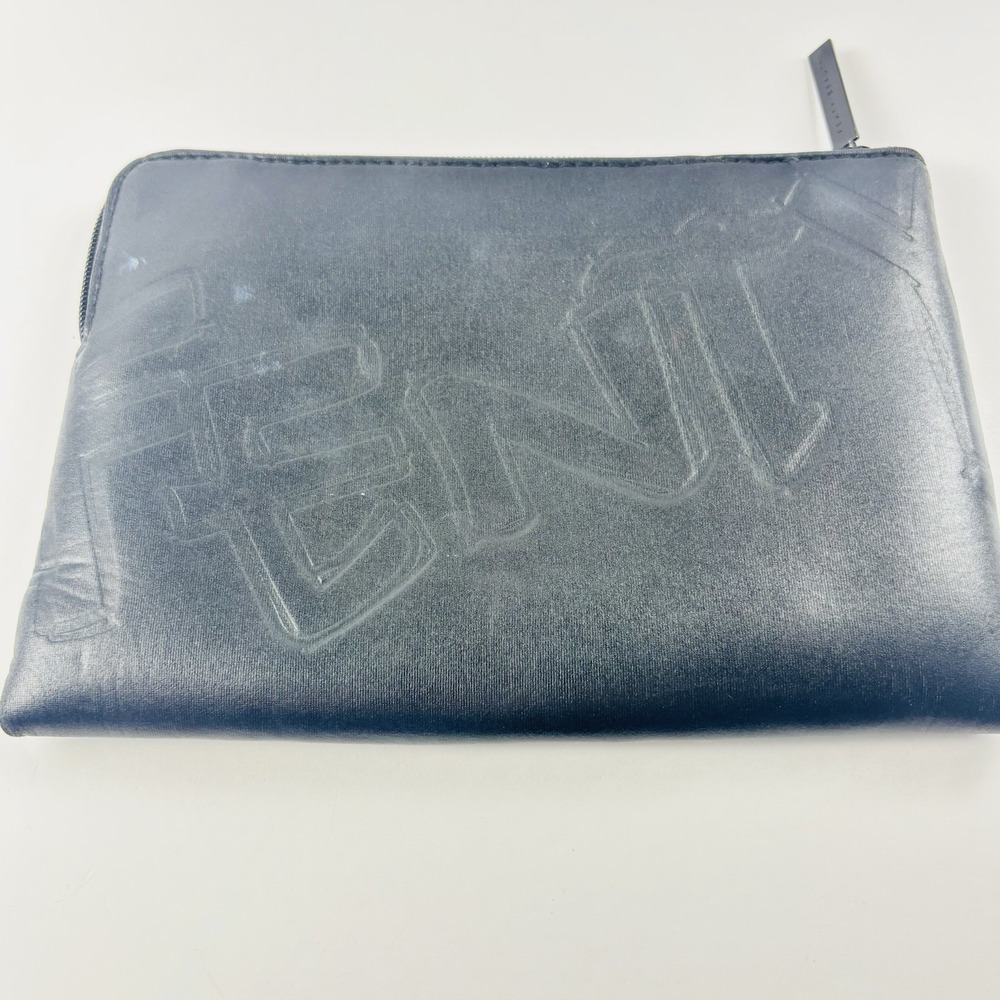 FENTY‎ BEAUTY Makeup Cosmetic Bag Clutch Zipper Purse Black Neoprene Rihanna